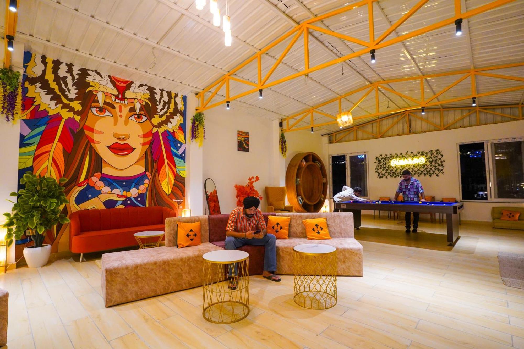 Ostello Hide-In Rishikesh, Laxman Jhula Esterno foto