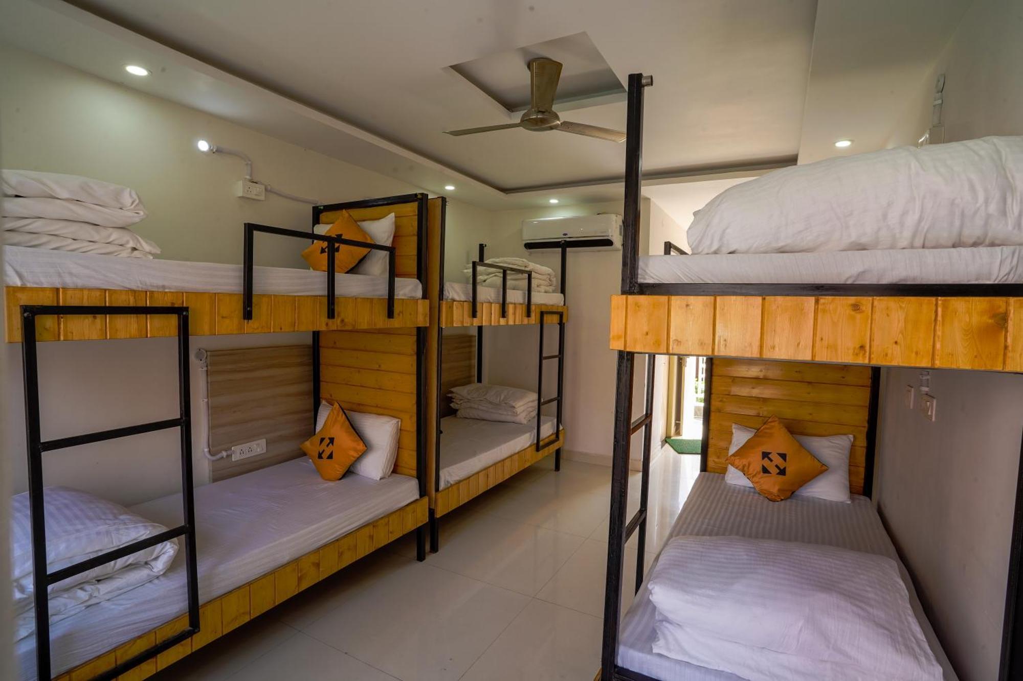 Ostello Hide-In Rishikesh, Laxman Jhula Esterno foto