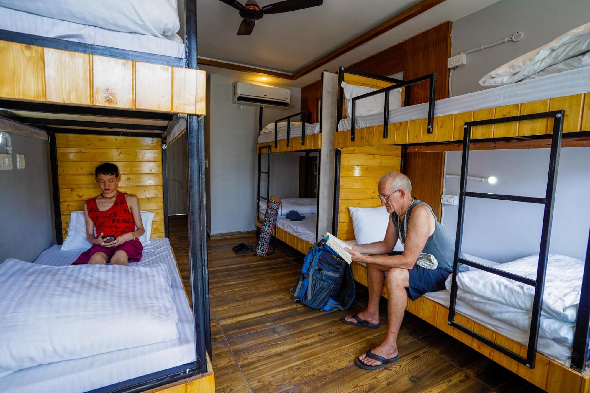 Ostello Hide-In Rishikesh, Laxman Jhula Esterno foto